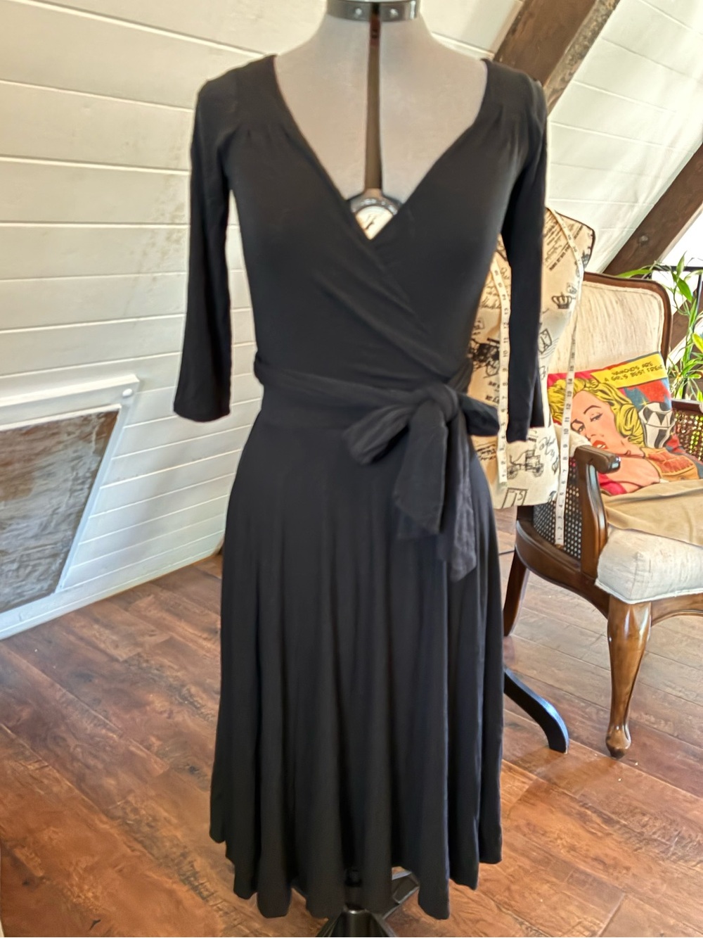 Isabel De Pedro Black Wrap Midi Dress with Waist Tie 3/4 sleeves